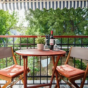  Maison d'hôtes Private Accommodation Milisa